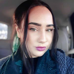Meet your Posher, Viktoria